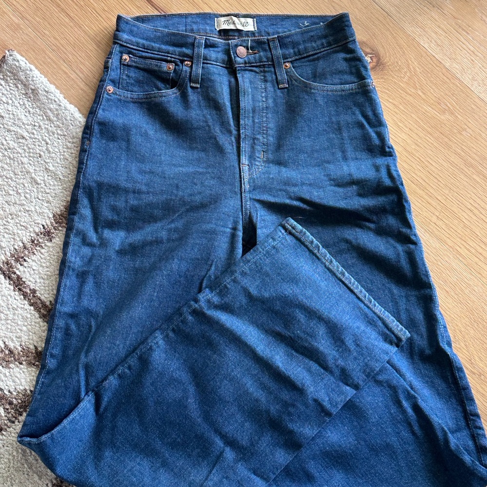 Madewell dark denim straight leg legs